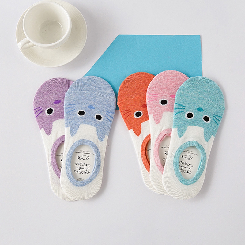 Đôi vớ cotton chống trượt dễ thương cho nữ