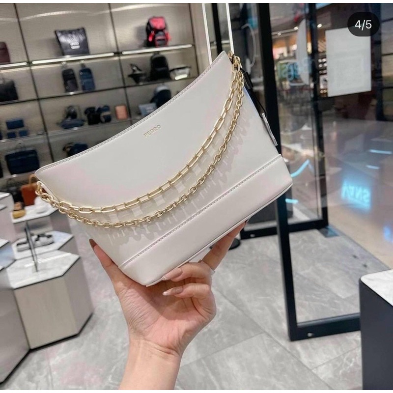 Túi dáng hobo đeo chéo