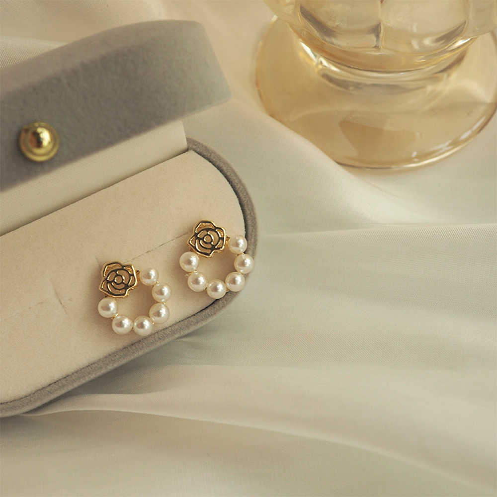 Bông Tai Nữ Trang Kiểu Dáng Thời Trang Độc Đáo