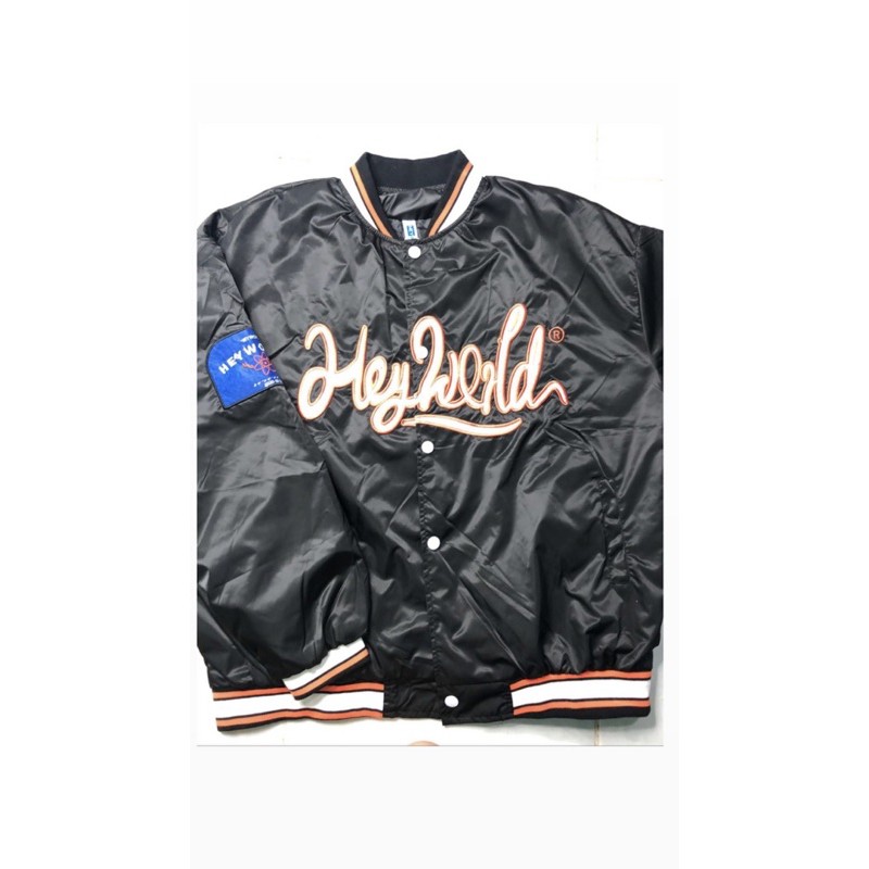 [CÓ ẢNH THẬT] ÁO BOMBER VARSITY - ÁO BÓNG CHÀY DÙ BÓNG HEY WORLD SHOP JUM.CLOSET | BigBuy360 - bigbuy360.vn