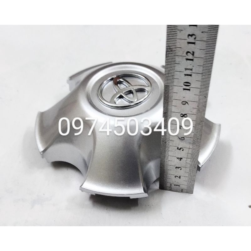 Ốp chụp La zăng Land Cruiser hình chóp nón đời cũ