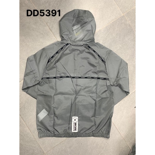 Áo khoác gió NK DD