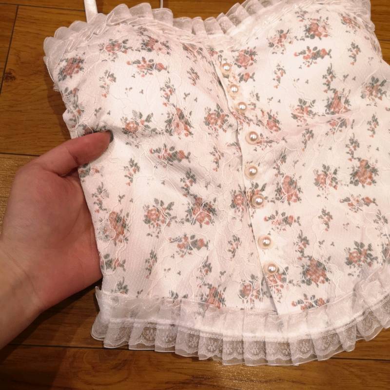 Áo croptop hai dây phối ren hoa 10MK
