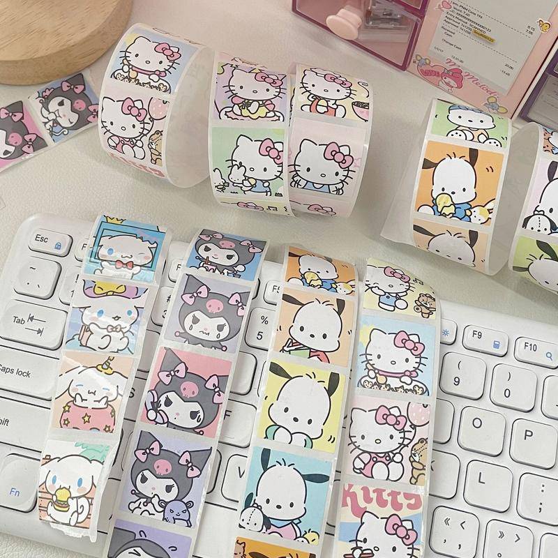 SANRIO Set 5 / 200 Sticker Hình Tròn 2.5cm Dễ Thương Dùng Làm Quà Tặng Cho Bé