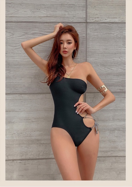 [BKN648] &lt;HÀN&gt; BODYSUIT ĐEN LỆCH VAI ĐAN DÂY LƯỜN KIỂU HÀN