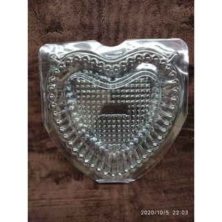 100 HỘP NHỰA TL 35 ĐỰNG BÁNH HÌNH TRÁI TIM, KÍCH THƯỚC 12 X 11 CM X 5 CM