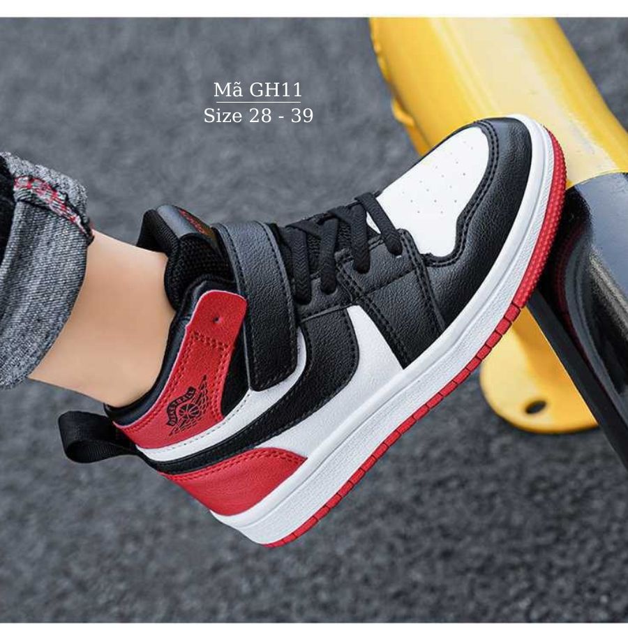 Giày thể thao bé trai dáng jordan cổ cao trắng đỏ đen phong cách hiện đại và cá tính cho trẻ em 4 - 12 tuổi GH11