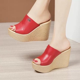 Dép đế xuồng đính phụ kiện cao cấp cao 10p
