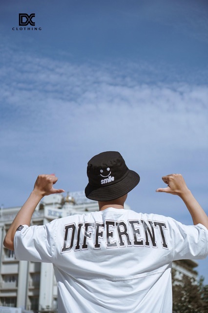 Áo thun cotton DIFFERENT DCSG