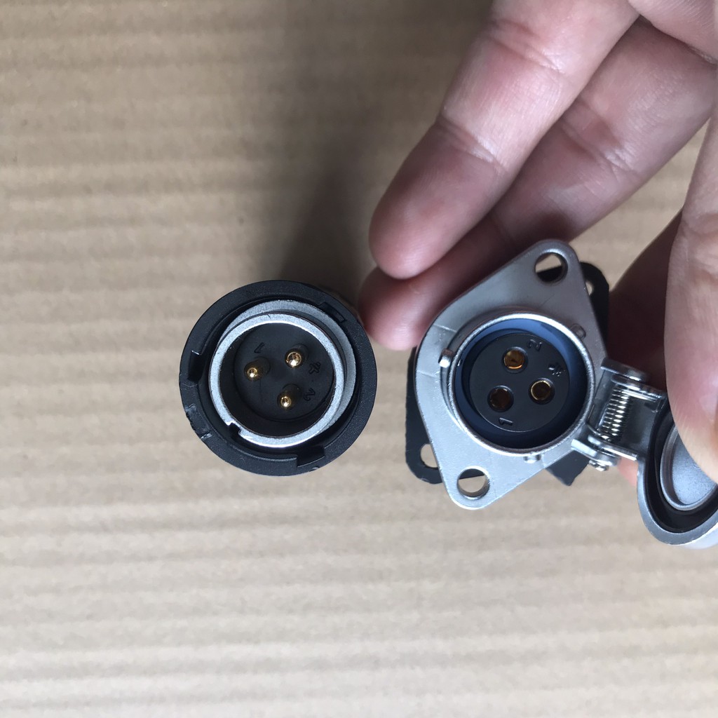 Jack nguồn NLINIKO 3 pin , 20mm dùng cho cabin màn hình led, hệ thống điện…