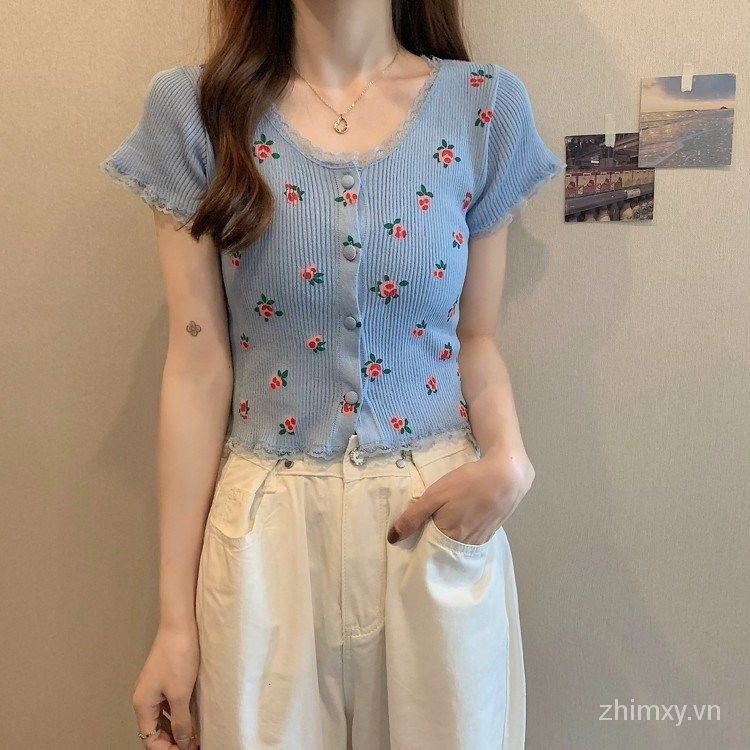 Áo Thun Tay Ngắn Phối Ren Hoa Do Dower Phong Cách Vintage