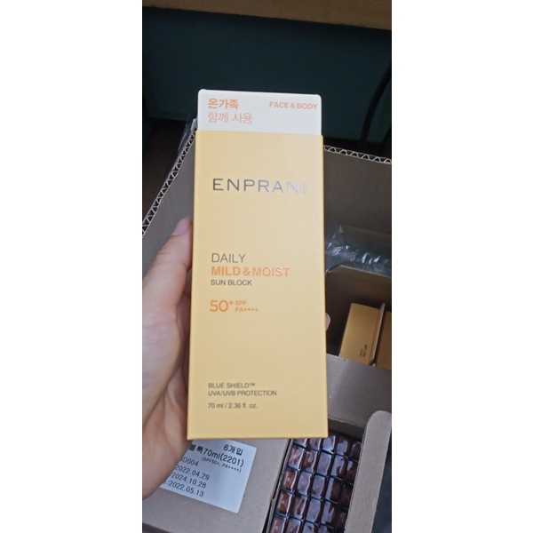 Kem chống nắng Enprani DaiLy Mild & Moist Sun Block SPF50+ PA++++ 70ml