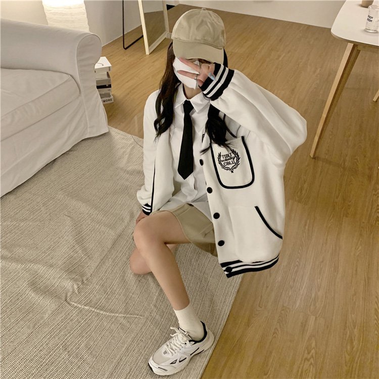 Áo khoác nỉ bóng chày unisex Wikishop màu đen trắng form rộng ulzzang cá tính nam nữ C494 | BigBuy360 - bigbuy360.vn