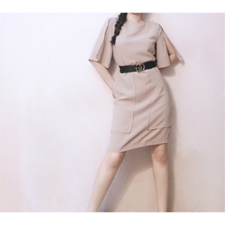 Đầm body tay lỡ xẻ tà