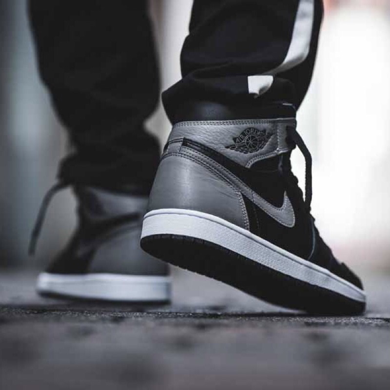 'Giày Cổ Cao' Nike Air Jordan 1 Retro High Shadow