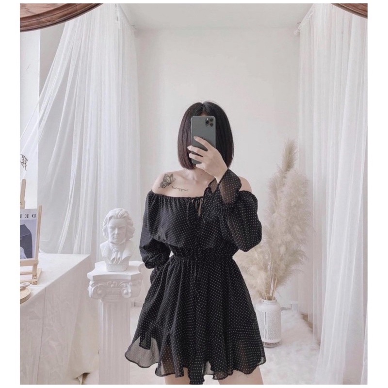 Jumsuit chấm Bi Bẹt Vai Dễ Thương