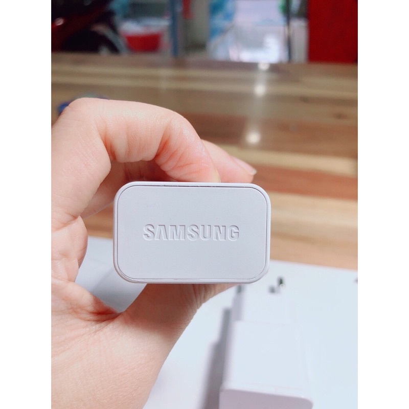 Cóc sạc nhanh 3.0 samsung S10, S10+ , Mã  ADV cao cấp, dòng điện 5V- 2A , sản phẩm  bảo hành 12 tháng