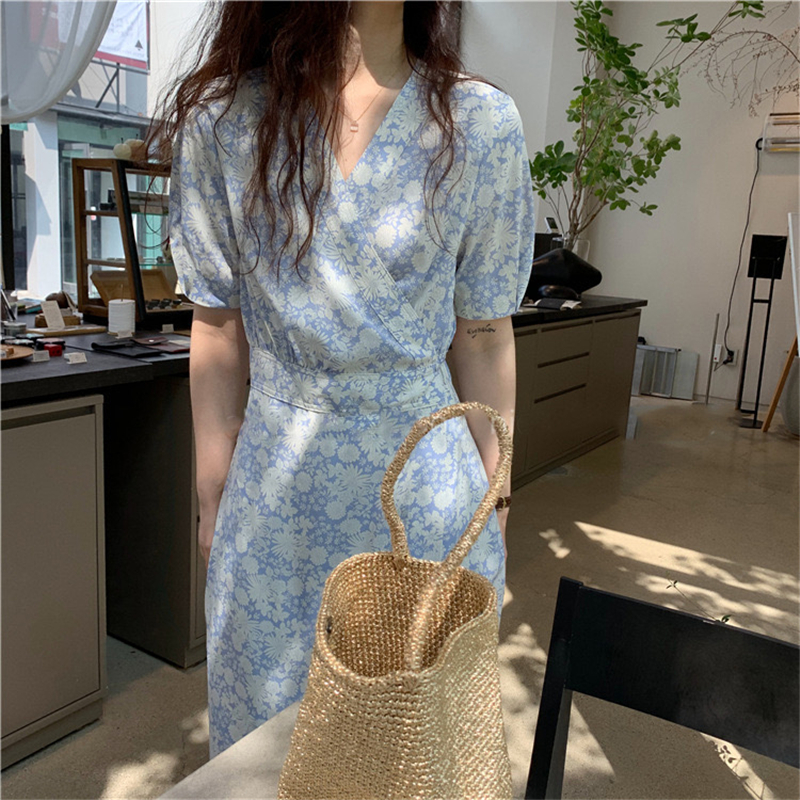 Đầm Hoa Ngắn Tay Cổ Chữ V Xinh Xắn Theo Phong Cách Hàn Quốc 43649