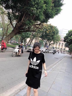 Váy dáng thể thao