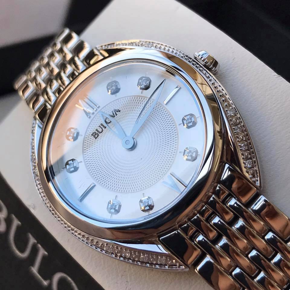 Đồng hồ nữ Bulova 96R212 đính diamond sang trọng size 30mm