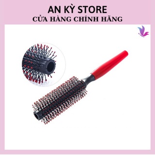Lược tròn chải tóc tạo kiểu