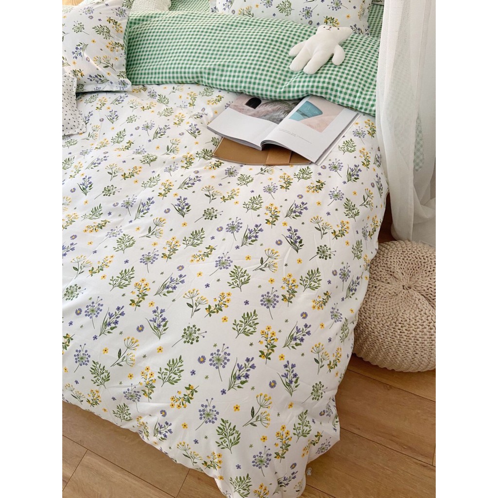 Bộ chăn ga gối Cotton poly M2T Bedding Hoa nhí phối xanh lá, vỏ chăn mền, drap nệm và 2 vỏ gối