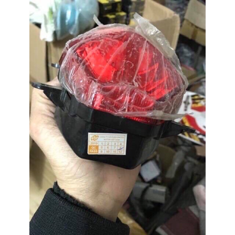 Đèn hậu xmen đời mới. Đèn led. Hàng cty chính hãng nhựa umv