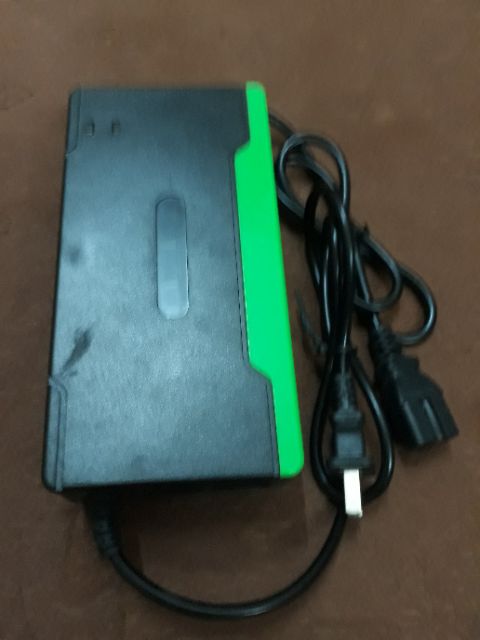 SẠC XE ĐIỆN TỰ ĐÔNG FGS. CHÍNH HÃNG 48V -12ah