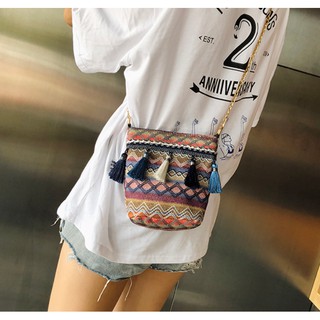 (Ảnh thật) Túi đeo chéo thổ cẩm tua rua đáng yêu