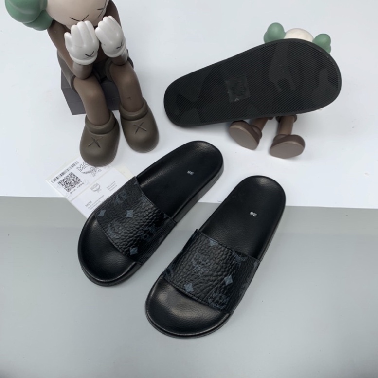 FREE SHIP Dép lê nam quai ngang in hình MCM - Dép nam quai da sần chất