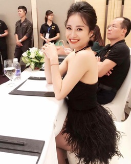 Vòng tay chỉ đỏ Bình an - May Mắn
