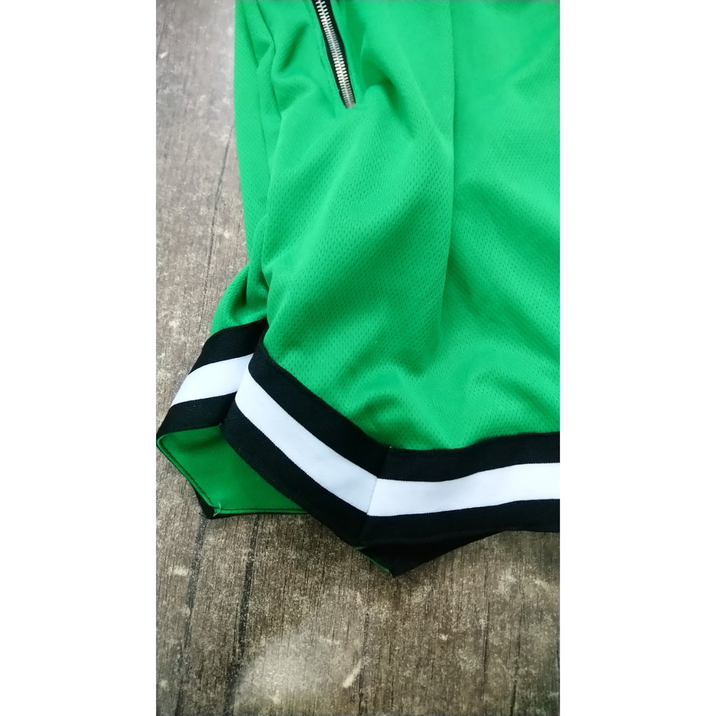 Quần Short Line V Unisex