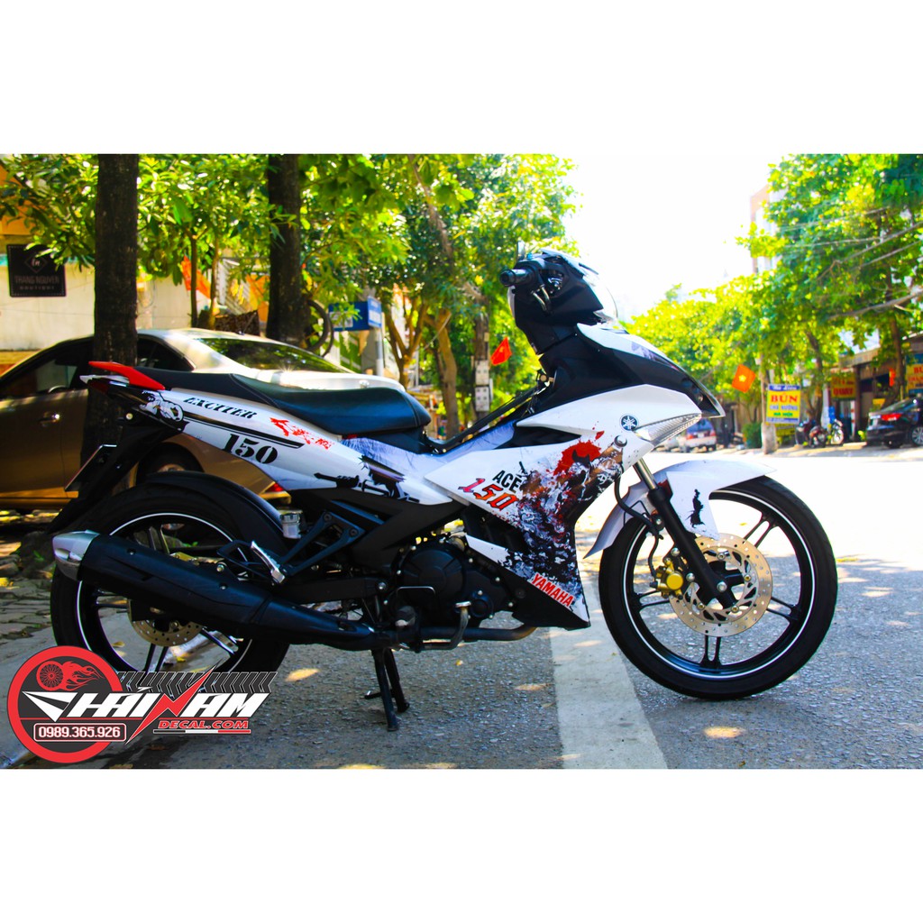 Tem trùm Samurai nền trắng cho Exciter 150