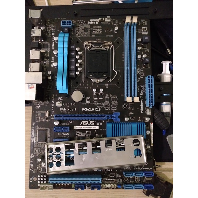 Main Asus p8H61 PRO/NTECH/SI đủ chặn zin