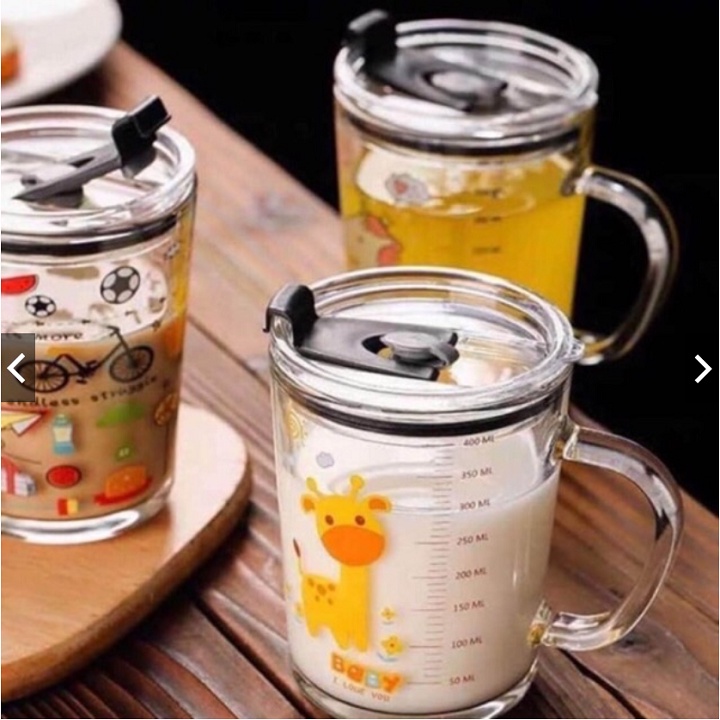 Cốc chia vạch thủy tinh 350ml có nắp dùng để pha sữa uống nước cho bé - GDAH
