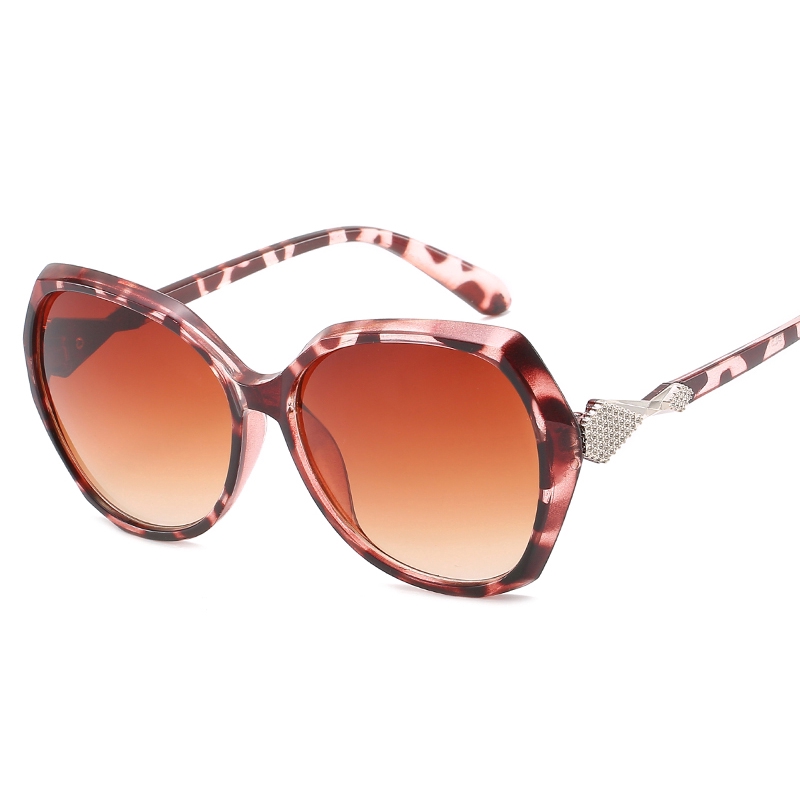 Kính mát gọng vuông tráng gương thời trang cho nữ