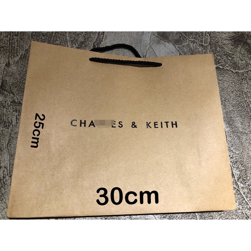 Túi giấy store các hãng đựng quà thêm xinh