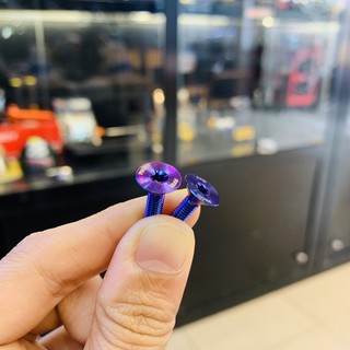 ỐC TITAN BÌNH DẦU 4LI