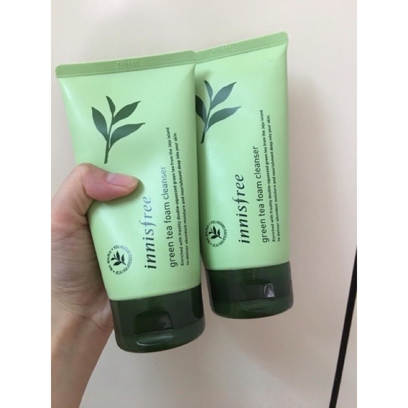 Sữa rửa mặt Innisfree Trà Xanh - Làm sạch sâu & ngăn ngừa mụn | BigBuy360 - bigbuy360.vn