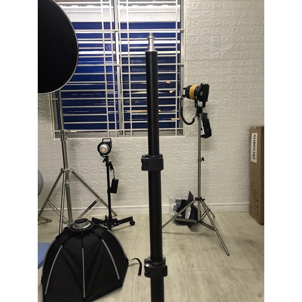 Chân đèn Studio 2m65