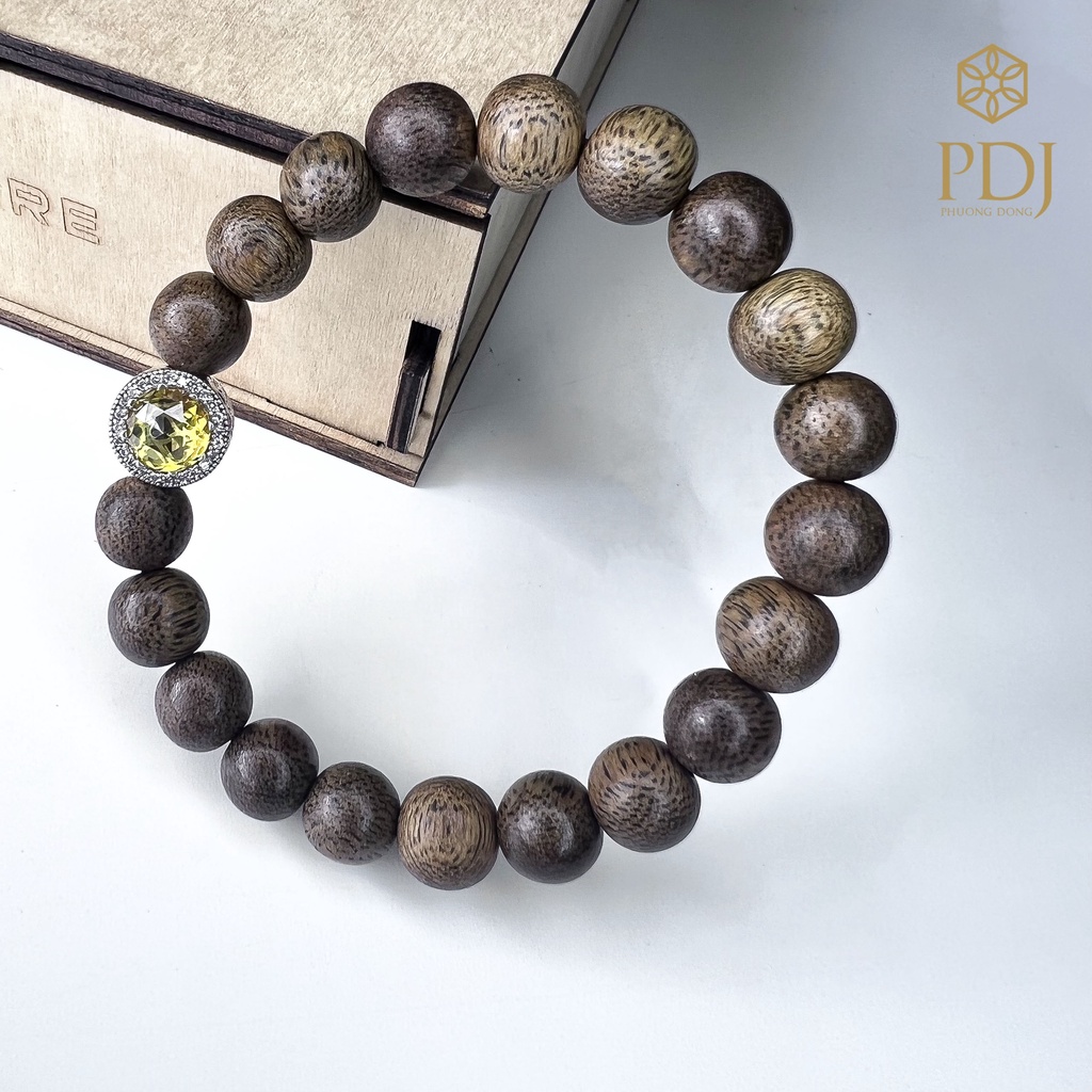 Vòng tay Trầm Hương mix charm đá Topaz - Tặng kèm hộp đựng trang sức cao cấp - SP000574 - Trang sức PDJ