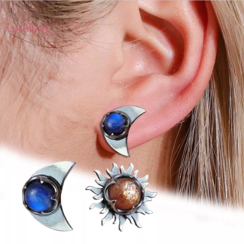 Bông Tai Hình Mặt Trời Và Mặt Trăng Thời Trang Vintage