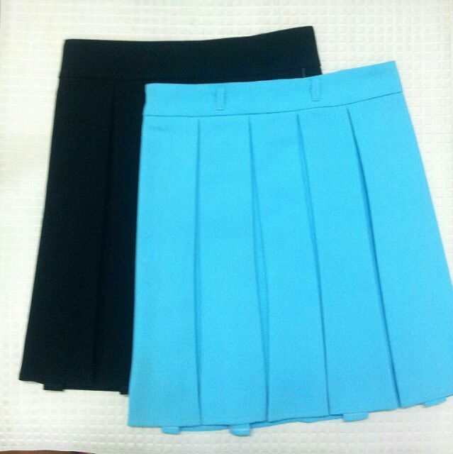 Chân váy xếp ly