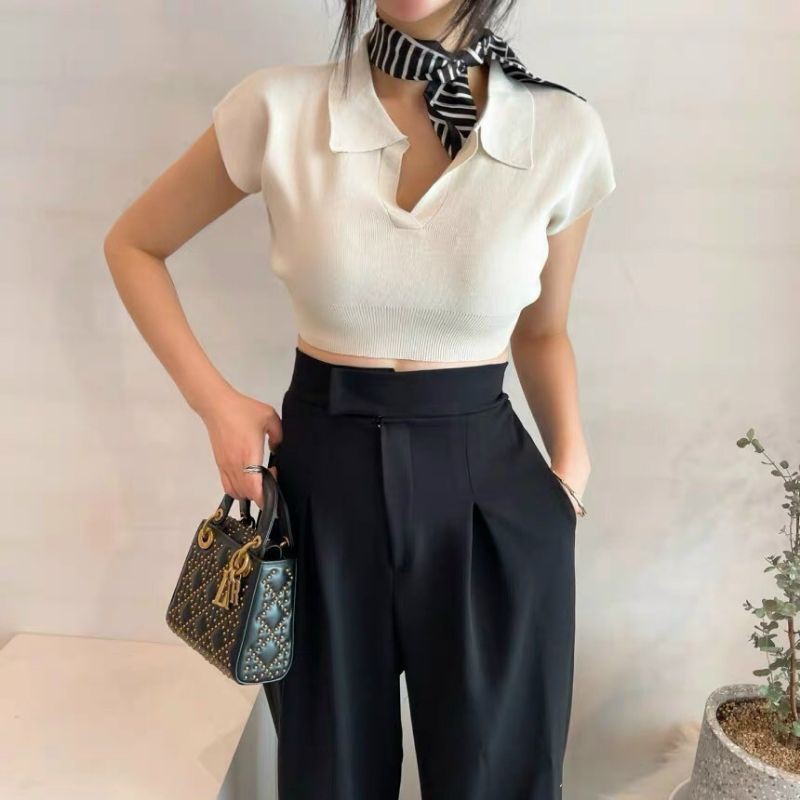 Áo len motoghi cổ bẻ croptop hàng QC