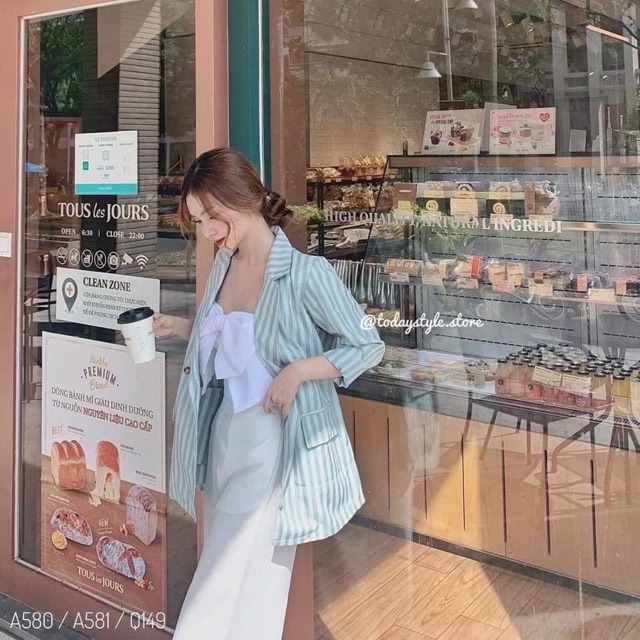 Áo Vest sọc xanh 20charm sang chảnh cá tính - chất dày dặn ảnh thật shop tự chụp | BigBuy360 - bigbuy360.vn