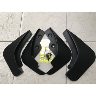 Bộ chắn bùn bánh xe mazda3 10-12
