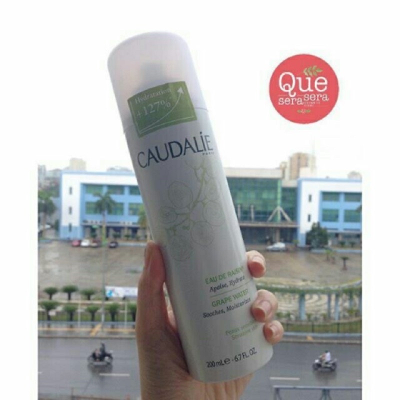 Xịt khoáng Caudalie chiết xuất nước nho cấp ẩm cho da