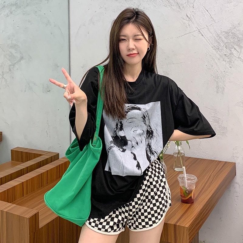 Áo Thun Nữ Ngắn Tay Cổ Tròn In Hình Thời Trang