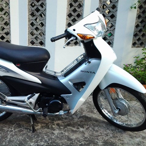 Sơn Samurai màu trắng ngọc K420 chính hãng, sơn xịt phủ dàn áo xe máy chống nứt nẻ, kháng xăng