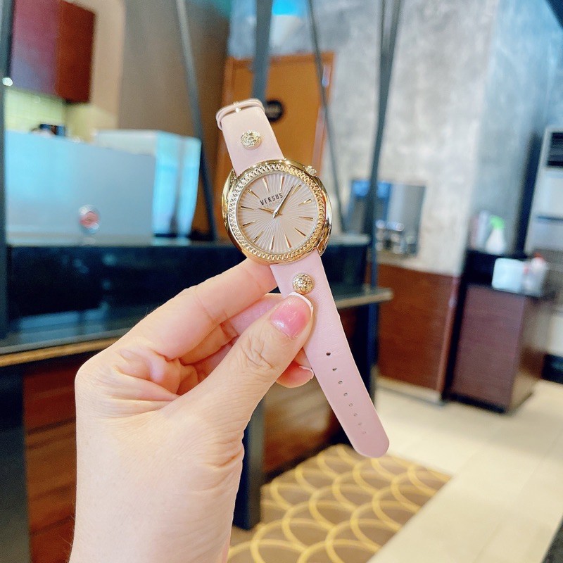 Đồng hồ nữ Versus hồng nude - mẫu mới siêu đẹp - Case 38mm, kính sapphire